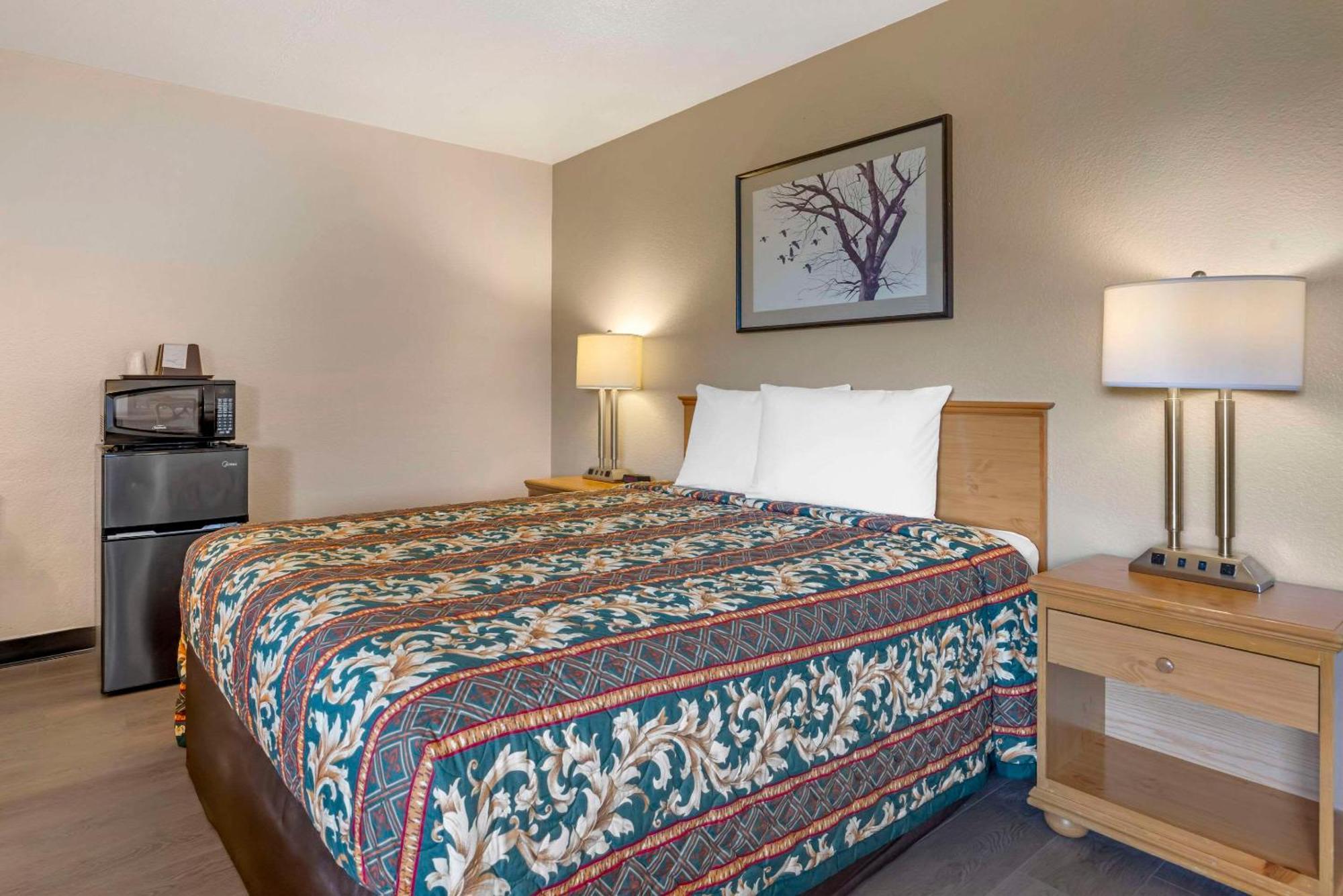 Rodeway Inn Albany Zewnętrze zdjęcie