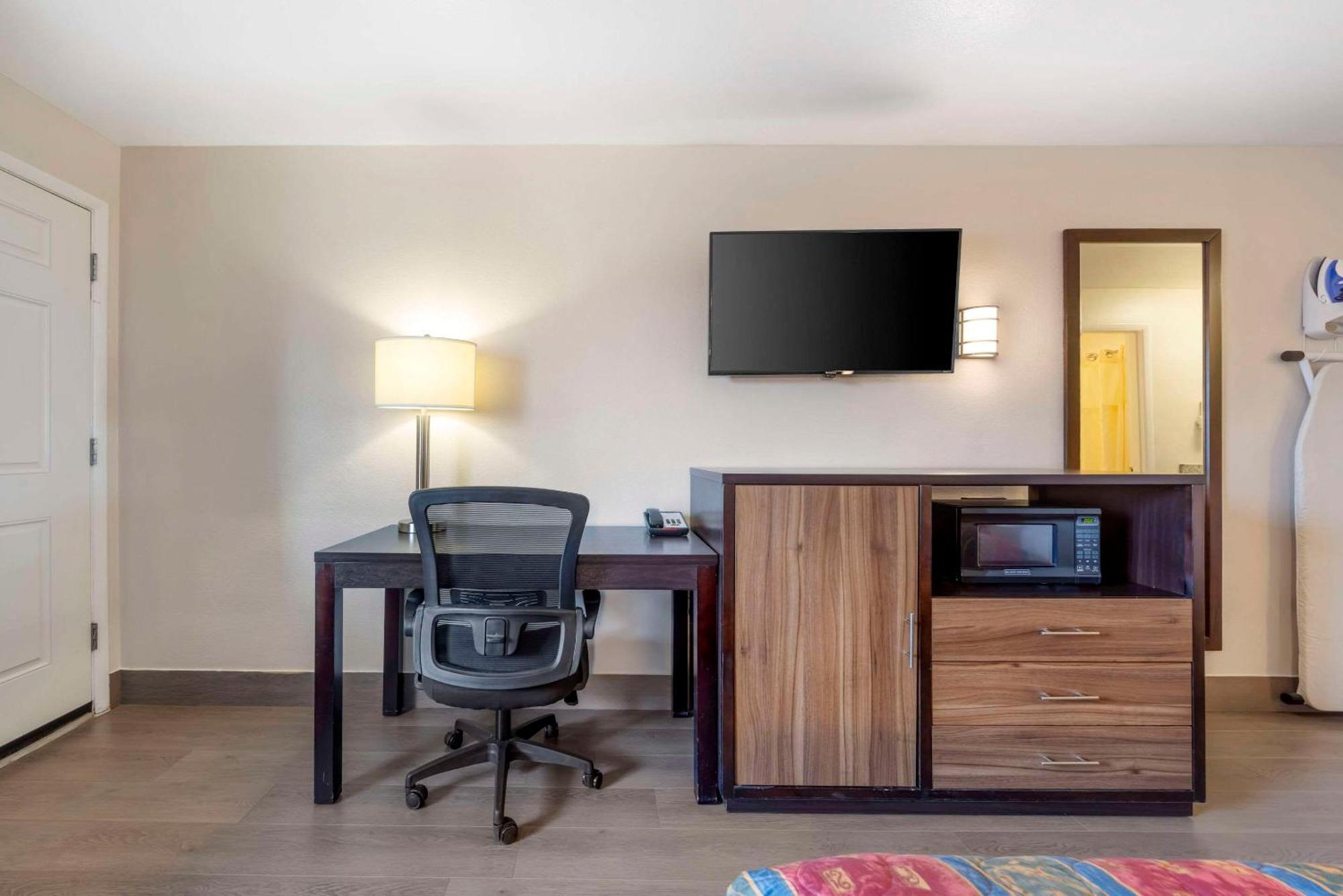 Rodeway Inn Albany Zewnętrze zdjęcie